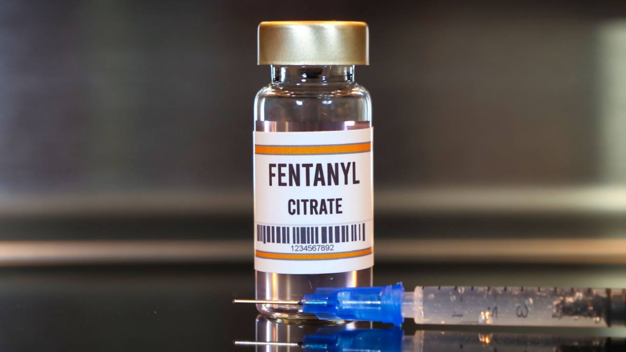 Elizabeth Warren: Crypto Prominent in the Global Fentanyl Trade Over the Last Decade